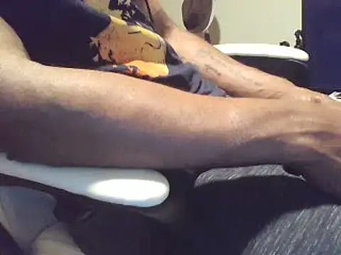 MrDaddyBbSnake live sex cam