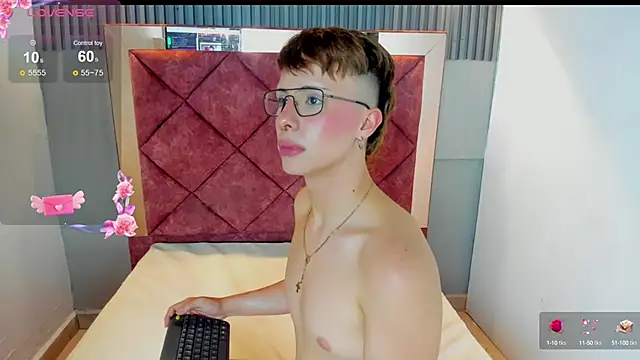 Valentino_Gil live sex cam