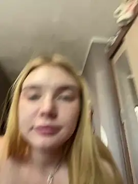 AmmyHot live sex cam