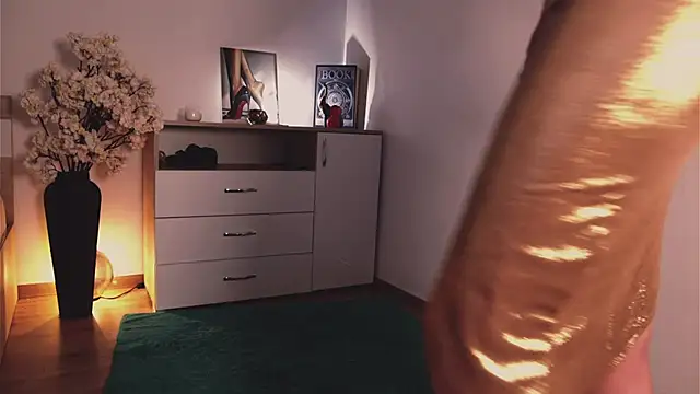 Misslullu live sex cam