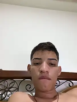 Thian_ramirez live sex cam