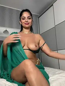 _adelle live sex cam