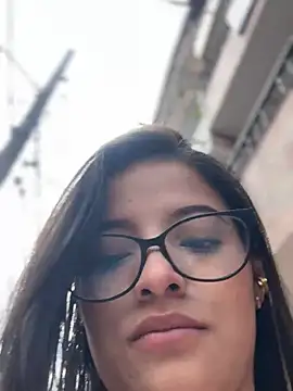 Arilw live sex cam
