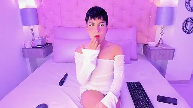 AngelGloow live sex cam