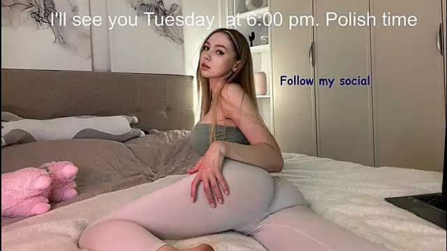 avroramey live sex cam