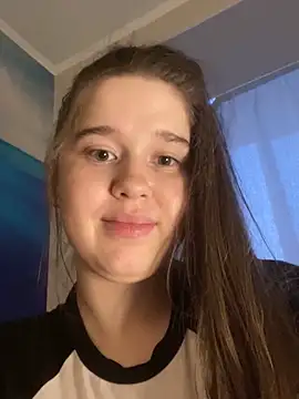 HornyGirlH live sex cam