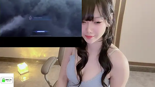 Lucy-1111's web cam