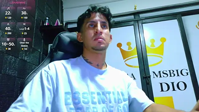 SALVATORE_OFTHE_KING's web cam