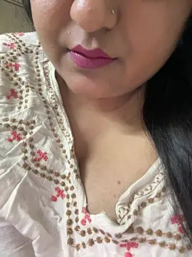 queen_sakhi24's web cam