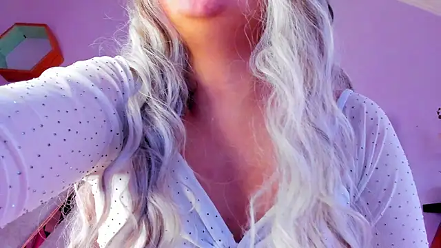 Emily_Trujillo live sex cam