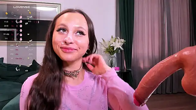KarolineNeuer live sex cam