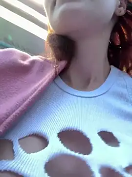 SnappyHappy live sex cam