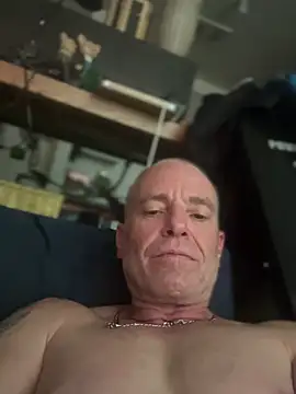 Jefloves68 live sex cam