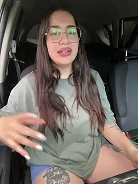 VikiDemini live sex cam