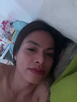 spicyhugecock live sex cam
