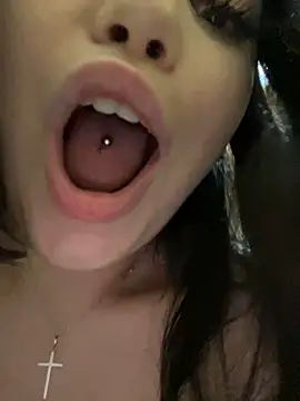 Chloe__Moon live sex cam