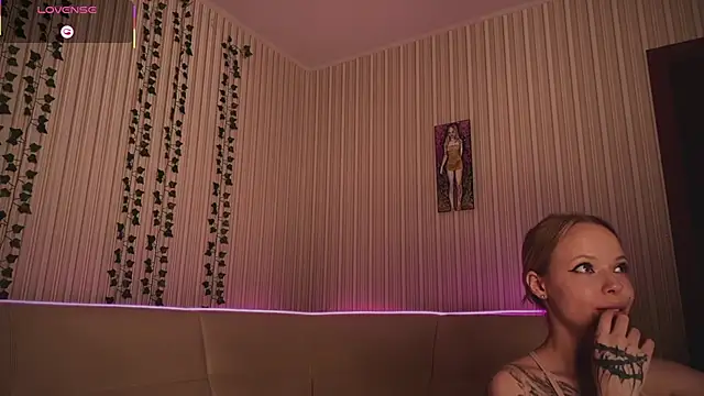 arachnissa's web cam