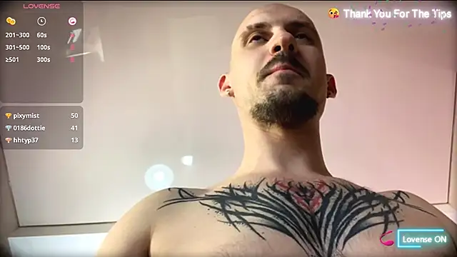 AssHunter4k live sex cam