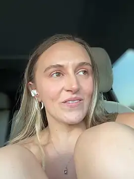 lunagirl13 live sex cam