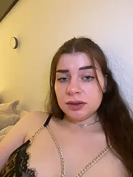 EllyNora live sex cam