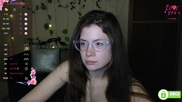 Alicia_redfollow live sex cam