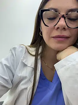 alicee16 live sex cam
