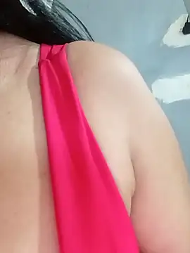 Horny-Mommy-Dirty live sex cam