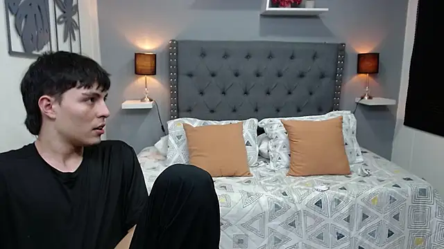 couple_Mysterious live sex cam