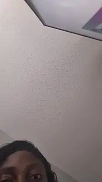 MalibuMama98's web cam