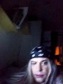 lunaxxxtreme live sex cam