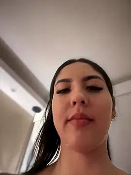 Sofia_Collins- live sex cam