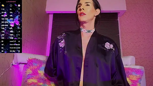 MiaaMillerx live sex cam
