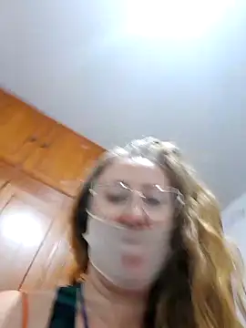 MILEIDE980 live sex cam