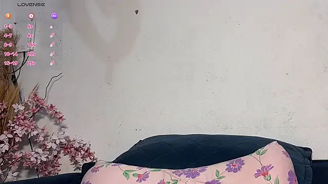 ---Red-haired-Fox--- live sex cam