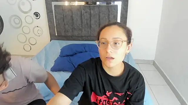 Lina_and_Camilo live sex cam