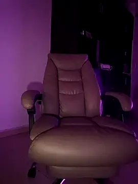 DAELAA live sex cam
