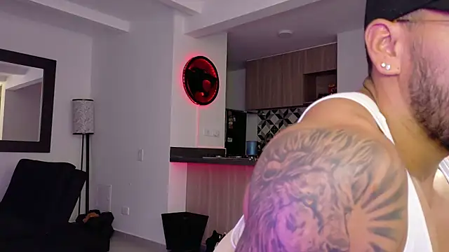 tony_muscle live sex cam