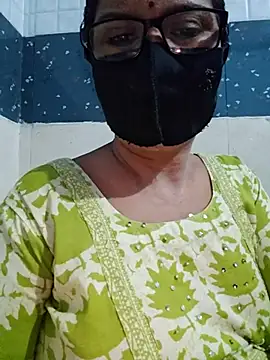 Aishwaryaa_69 live sex cam