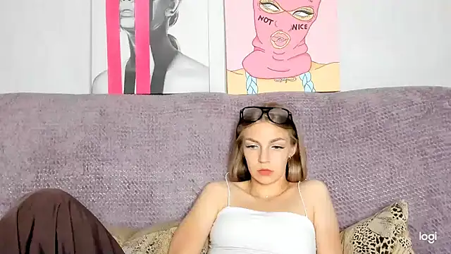 HitGyrl's web cam