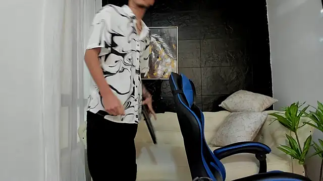 Mathewboy1 live sex cam