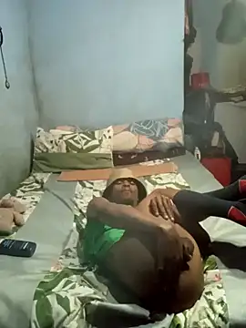 TaurusBallz live sex cam
