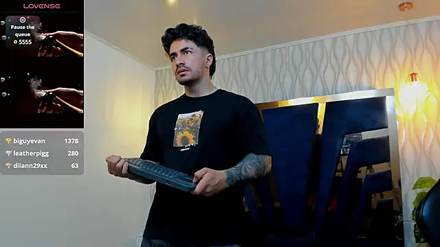 Brad_Summer live sex cam