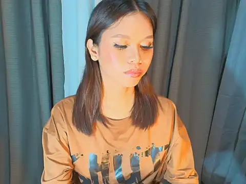 Camilla_tgirlx live sex cam