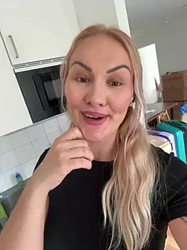 NastyMilf_ live sex cam