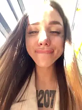 shuggybaby live sex cam