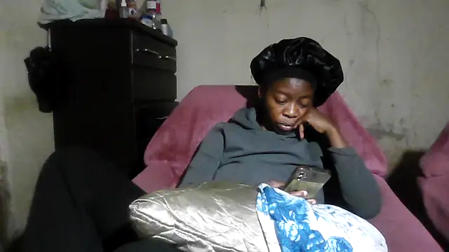 sexyhotchic93 live sex cam