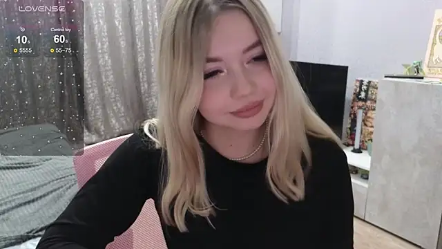 maymayyy's web cam