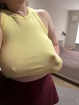 Your_Hot_Sister01 live sex cam