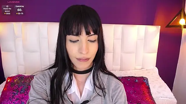 Yogurtgirl live sex cam