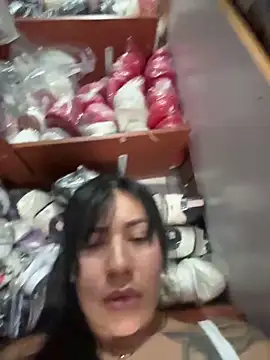 kim_monti live sex cam